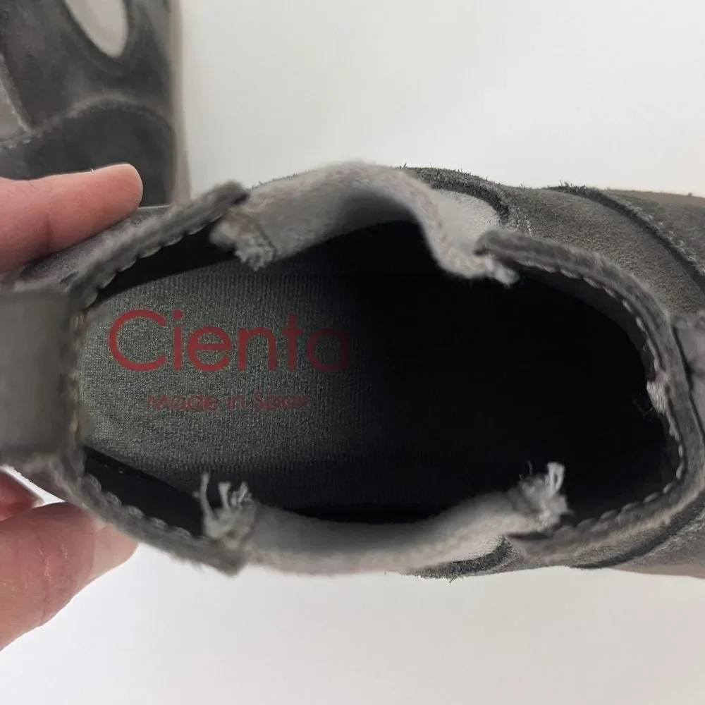Cienta Suede Chucca Boots 13 Kids Gray